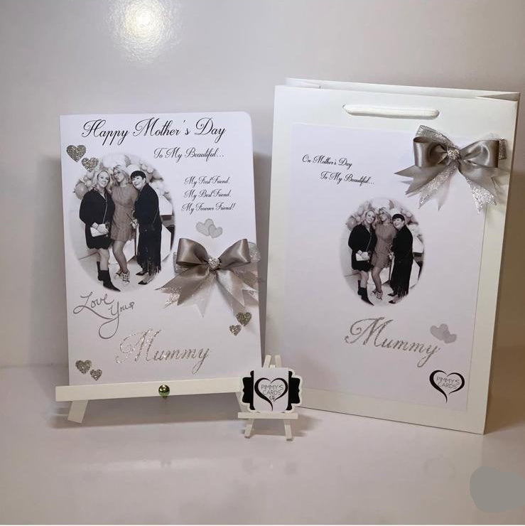 Mother's Day Love you Circle Photo Card Silver Theme